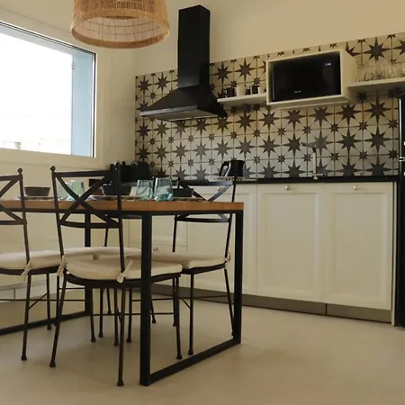 Aparthotel El Pueblin De Ribadesella